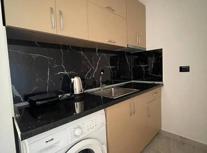 Laila Гостевой дом Влёра